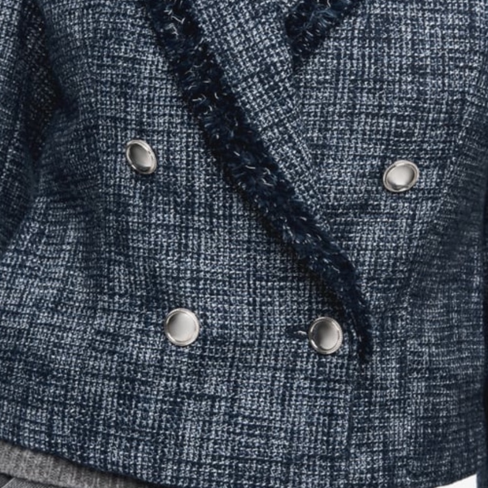 ZARA TEXTURED SHORT BLAZER - Picture 9 of 11
